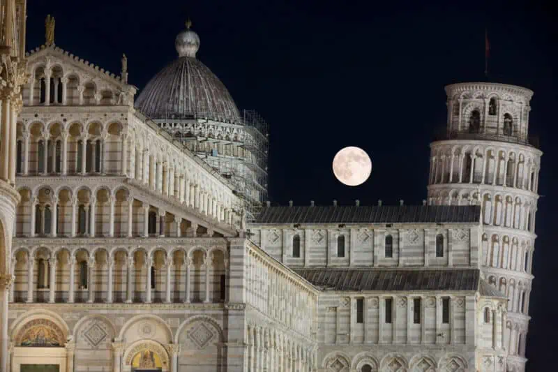 Galileian moon Marco Meniero