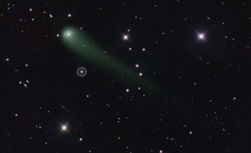 Hoag's Object and Comet 2019T4. Credit: Alessandro Ravagnin